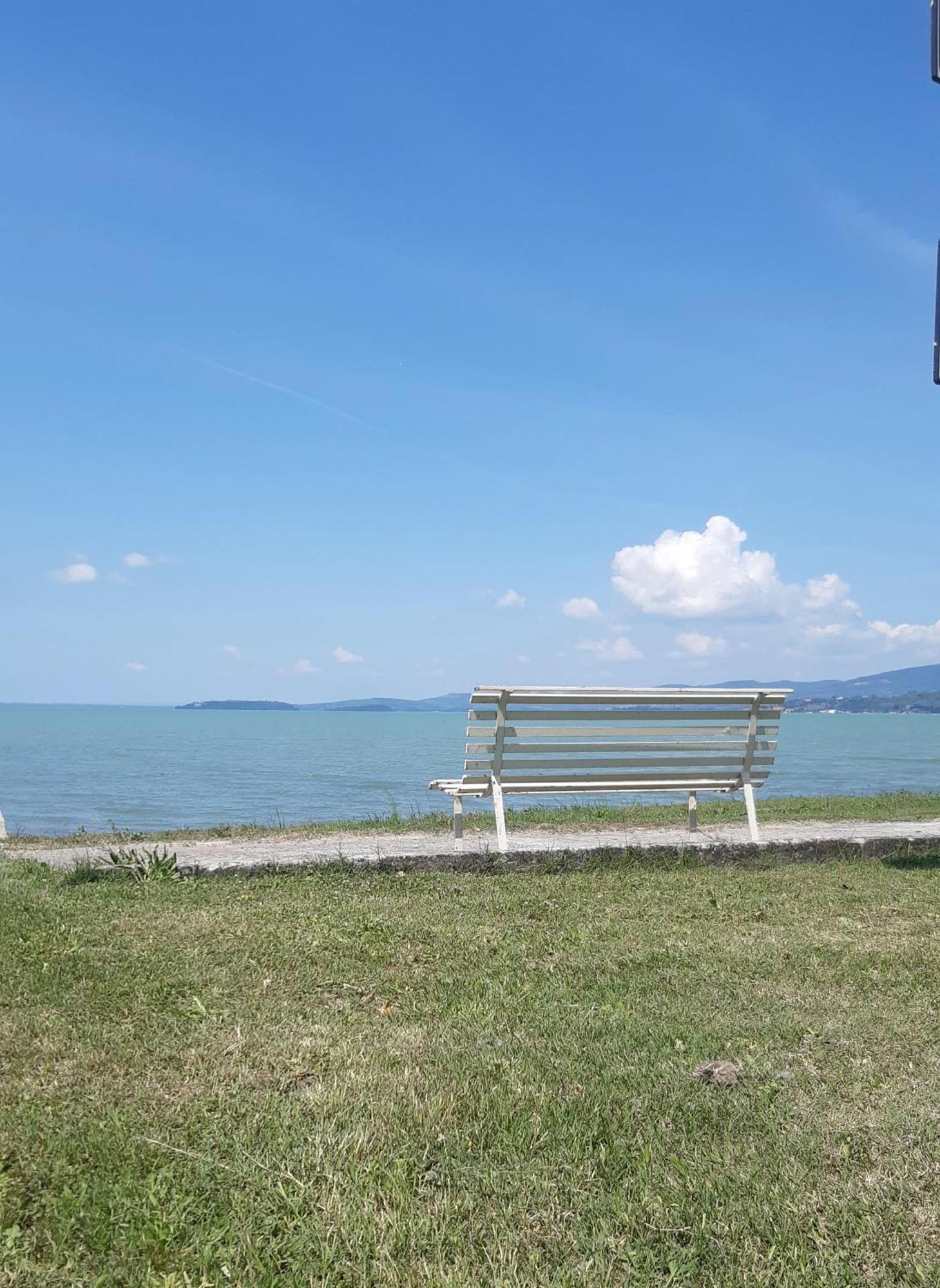 Appartamento Le Rondini Torricella  Esterno foto